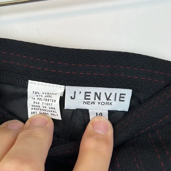 J'envie skirt NWT - Picture 3 of 4